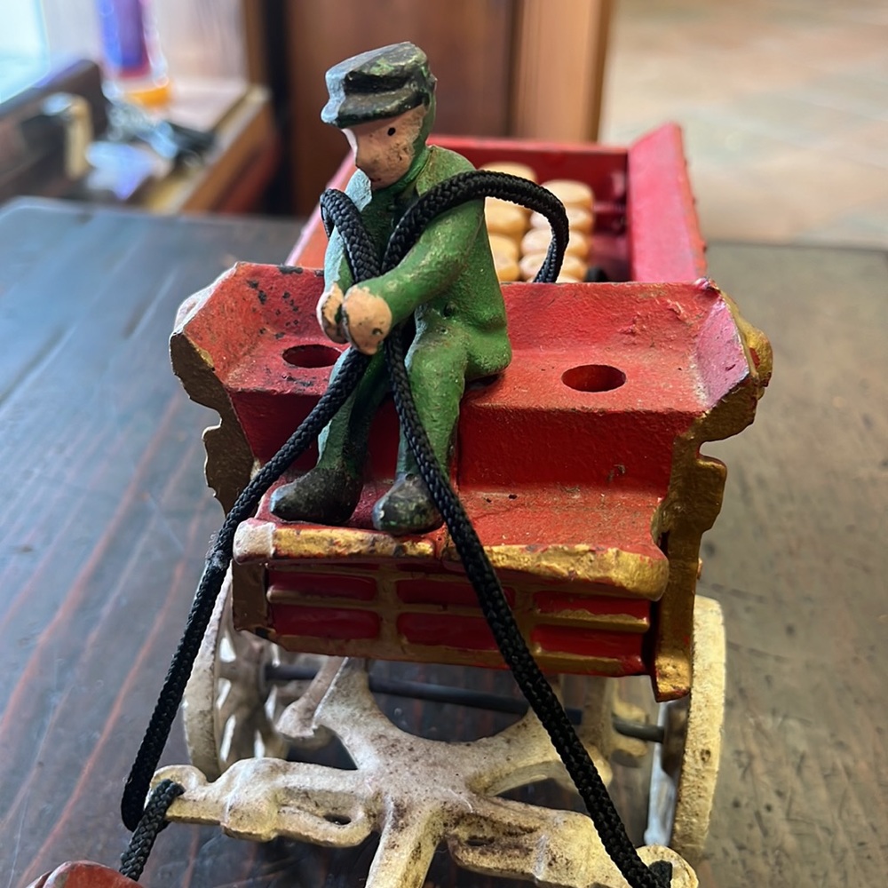Antique cast iron Bud horses and wagon - Picture 3 of 3